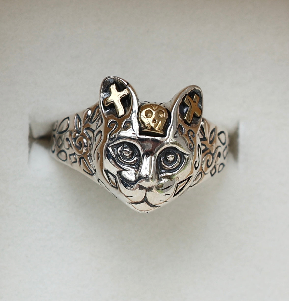 Feline Fancy Montagu Cat Ring