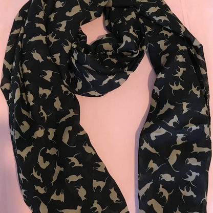 Scarf with Cats