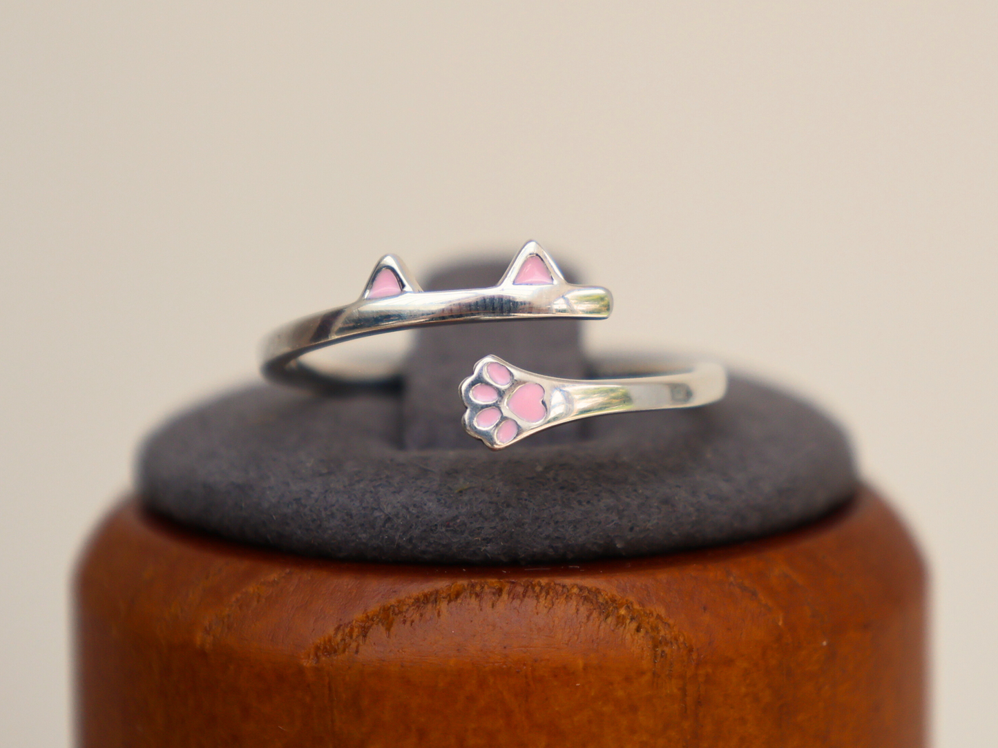 Feline Fancy Pawfect Cat Ring